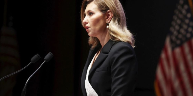 Олена Зеленська у зверненні до членів Конгресу США попросила більше зброї для України (ВІДЕО)