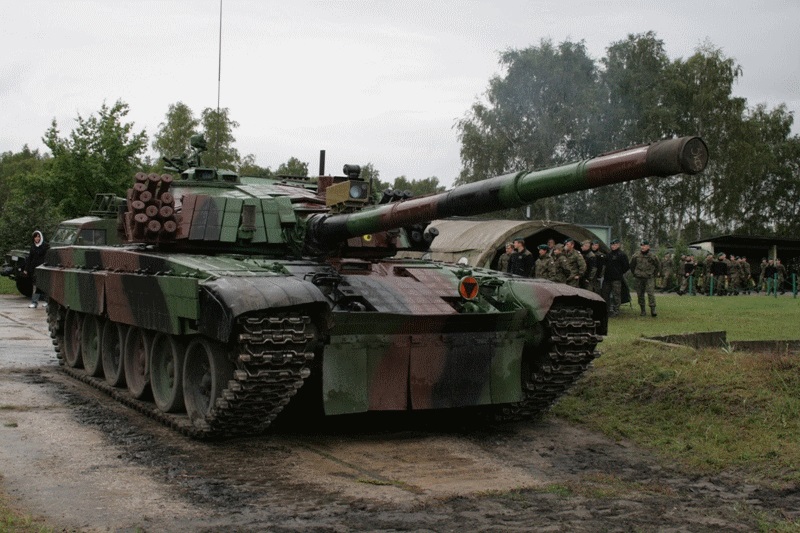 Польща надала Україні танки PT-91 Twardy