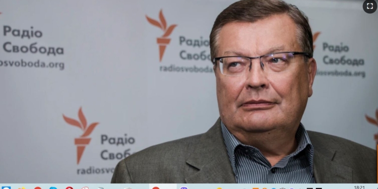 Лавринович і Грищенко перебувають за межами України, їх оголосили у розшук – ДБР