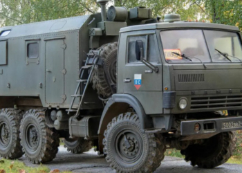 У Запорізькій області російський КамАЗ переїхав автомобіль, загинули двоє дорослих та дитина