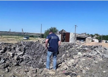 Последствия ракетной атаки на Нечаяное (ФОТО)