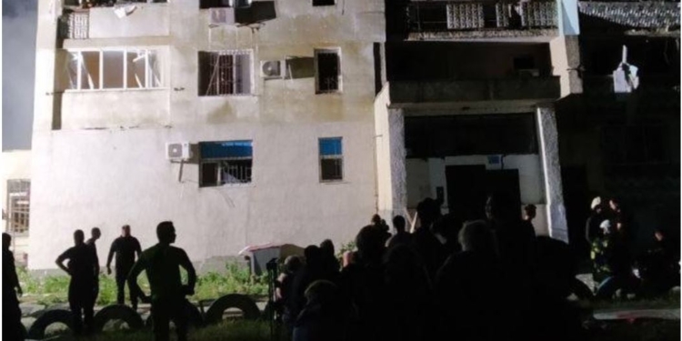 Россияне ударили в 9-этажку в Одесской области, 10 погибших