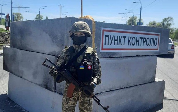 У Молдові затримали трьох чоловіків, які допомагали українцям нелегально перетинати кордон