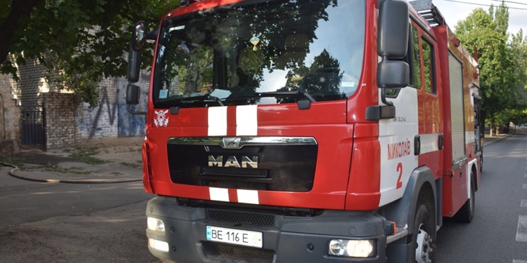 За минулу добу на території Миколаївської області зареєстровано 11 пожеж, 1 – через бойові дії (ФОТО)