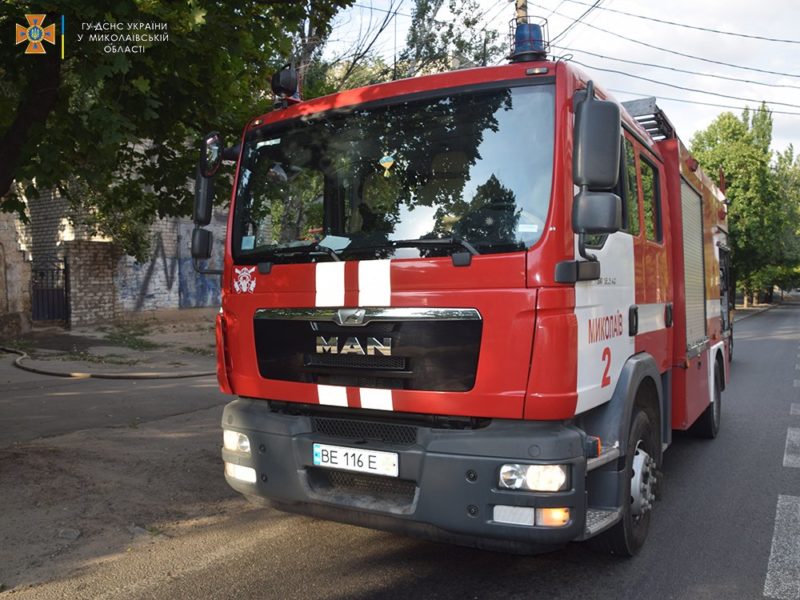 За минулу добу на території Миколаївської області зареєстровано 11 пожеж, 1 – через бойові дії (ФОТО)