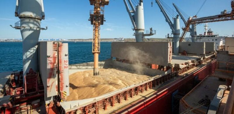“Зерновим коридором” з портів України вивезено понад 15 млн тонн агропродукції