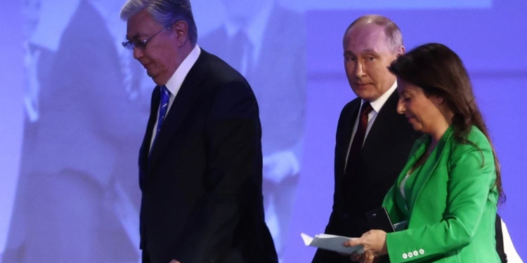 Куда смотрит Казахстан? Путин попытается отыграться за полученный щелчок по носу, но Токаев, похоже, не боится