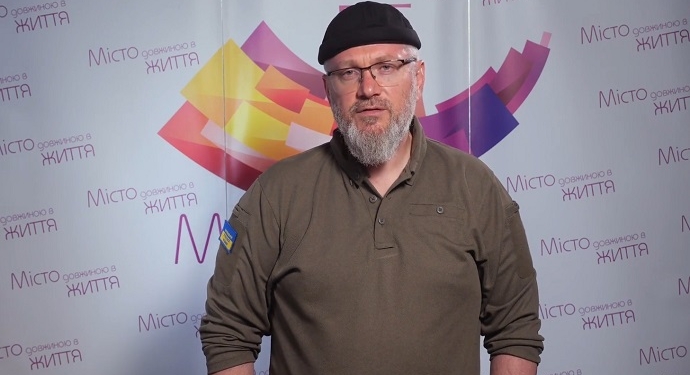 Рашистський танк розстріляв у полі українські комбайни, – Вілкул (ВІДЕО)