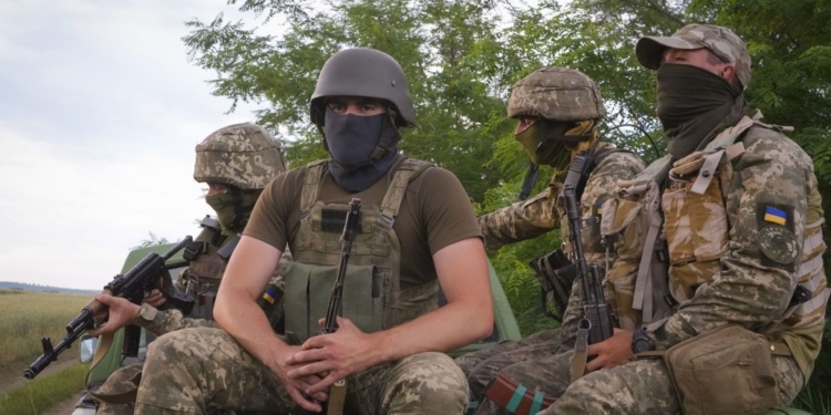 ВСУ переходят к третьему этапу войны – в нем нейтрализация Керченского моста и удары по базам ЧФ (ВИДЕО)