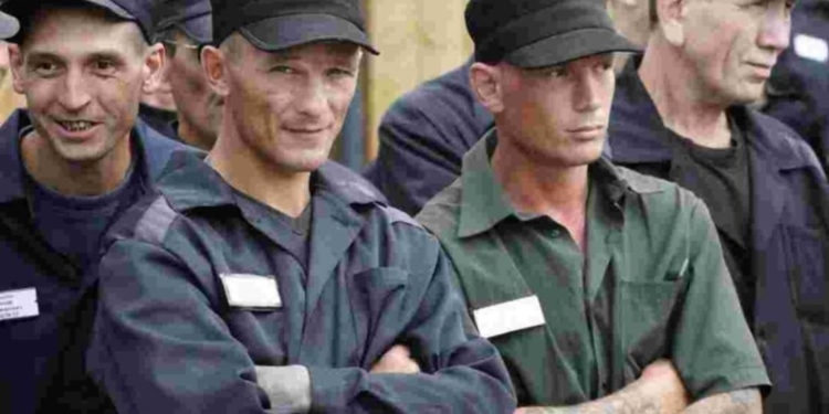 Смертники. В рф через ЧВК “Вагнера” вербуют заключенных на войну – будут “обнаруживать нацистов” (ФОТО)