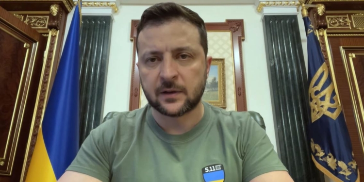 Значительная часть экономики уничтожена, надо готовиться к зиме, освобожденных территорий все больше, – обращение Зеленского (ВИДЕО)