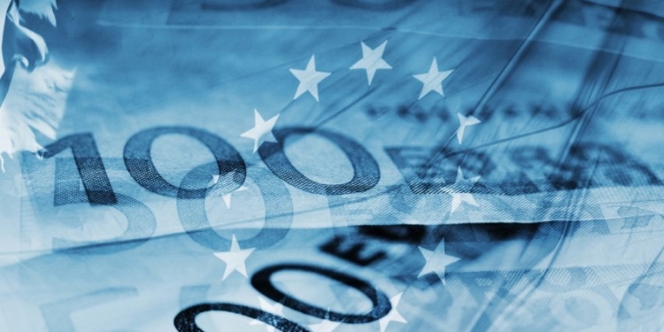 Україна взяла 200 млн.євро в кредит у Італії на зарплати вчителям