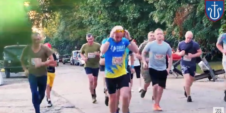 В День Повітряних Сил ЗСУ у Первомайську на Миколаївщині відбувся благодійний забіг (ВІДЕО)