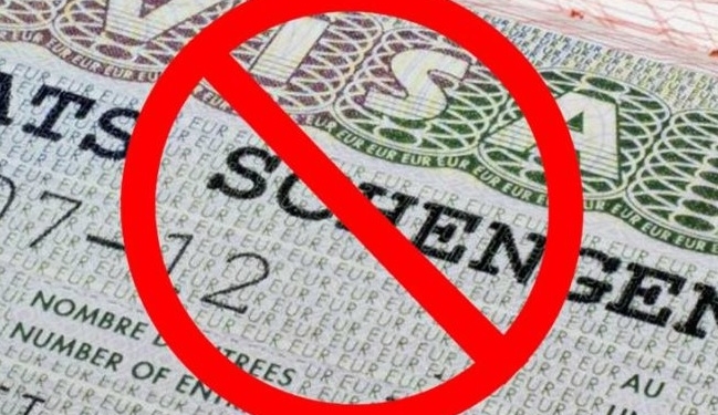 «Настав час покінчити з туризмом з Росії»: в Естонії та Фінляндії закликали припинити видавати росіянам туристичні візи, в Москві відреагували