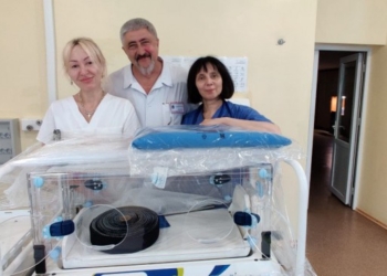 В межах проєкту Олени Зеленської Миколаївська обласна дитяча лікарня отримала інкубатор (ФОТО)