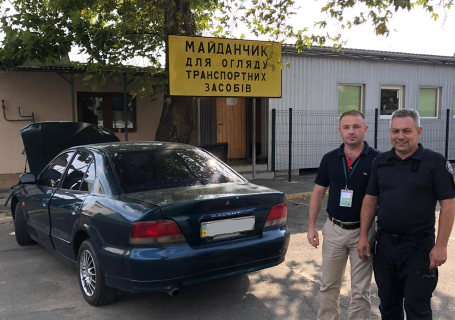 До сервісного центру МВС в Миколаєві у суботу два рази викликали поліцію 1