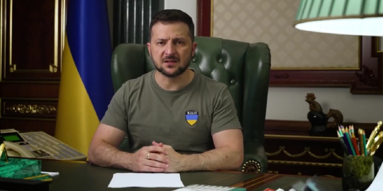 Зеленський про вихід першого судна з українським зерном: «Це справді потрібно нашим людям» (ВІДЕО)