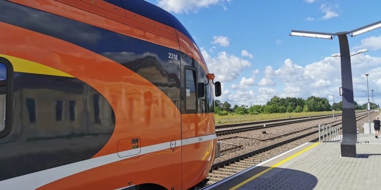 Було, за що. Журналістів російського пропагандистського ЗМІ зняли з потяга в Естонії