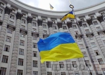 В Україні подовжили карантин та режим надзвичайної ситуації до кінця року