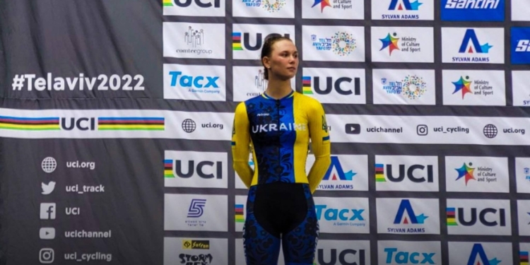 Миколаївська велогонщиця додала до «бронзи» чемпіонату світу ще й «срібло»