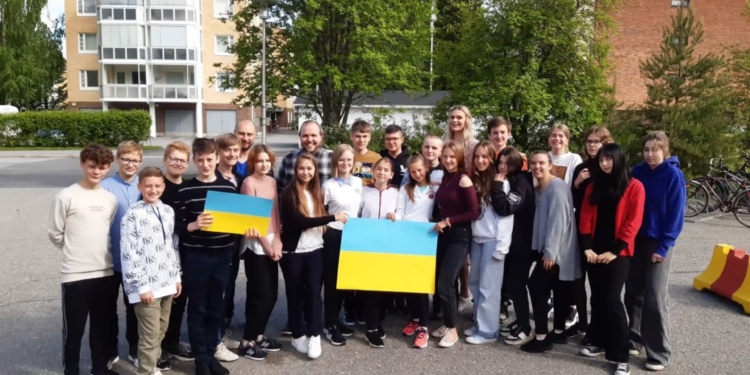 З 33 тисяч українських біженців, які прибули до Фінляндії, десята частина восени піде вчитися