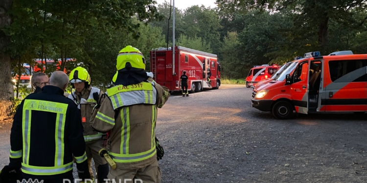 Біля Берліна горить склад з амуніцією і боєприпасами, понад 100 рятівників не можуть почати гасіння через детонацію снарядів