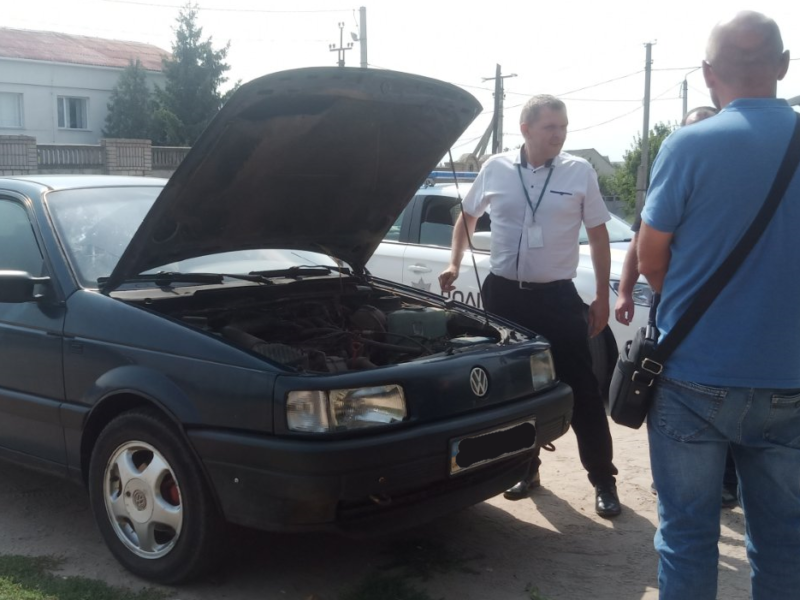 На Миколаївщині чоловіку у торгівельній організації продали авто з перебитим номером кузову (ФОТО)