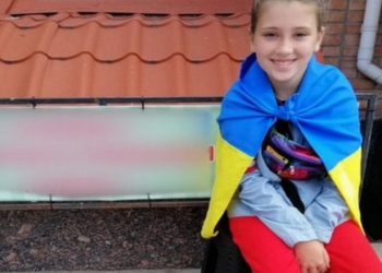 Дівчинка з Миколаєва зібрала 10 тис грн на ЗСУ, продаючи печиво