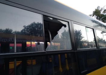 Російськими обстрілами в Миколаєві пошкоджено 10 комунальних автобусів (ФОТО)