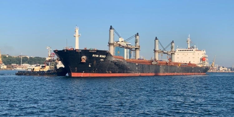 З портів “Одеса” і “Чорноморськ” вийшов другий караван з українським продовольством (ВІДЕО)