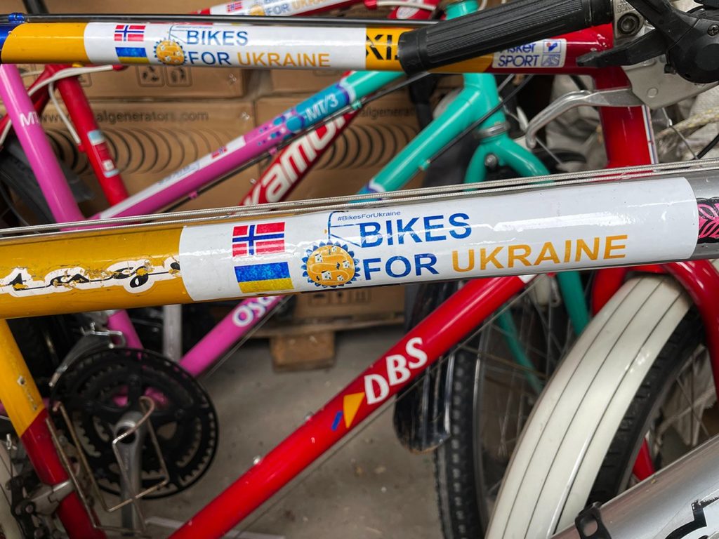 Миколаївські волонтери отримали 28 велосипедів від простих норвежців (ФОТО) 5