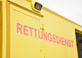 Буде працювати в районі «між мостами»: Миколаїв отримав ще один реанімобіль (ФОТО)