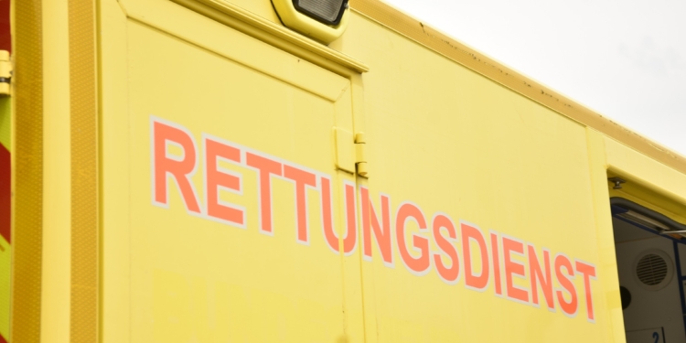 Буде працювати в районі «між мостами»: Миколаїв отримав ще один реанімобіль (ФОТО)