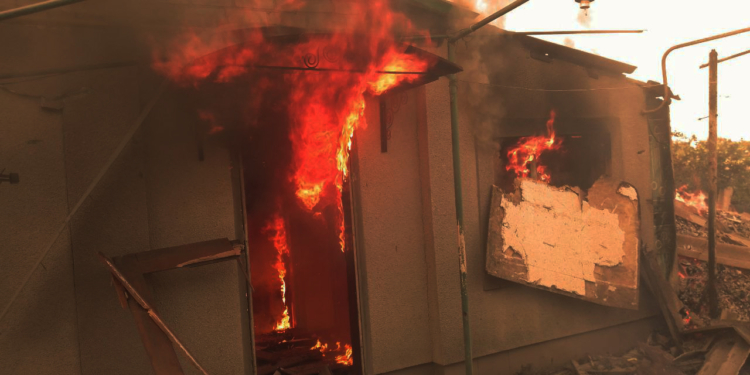 Зранку росіяни обстріляли Шевченкове на Миколаївщині – поцілили в житловий будинок (ФОТО)