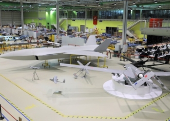 Bayraktar презентував новий реактивний безпілотник, який виготовлятимуть в Україні (ВІДЕО)