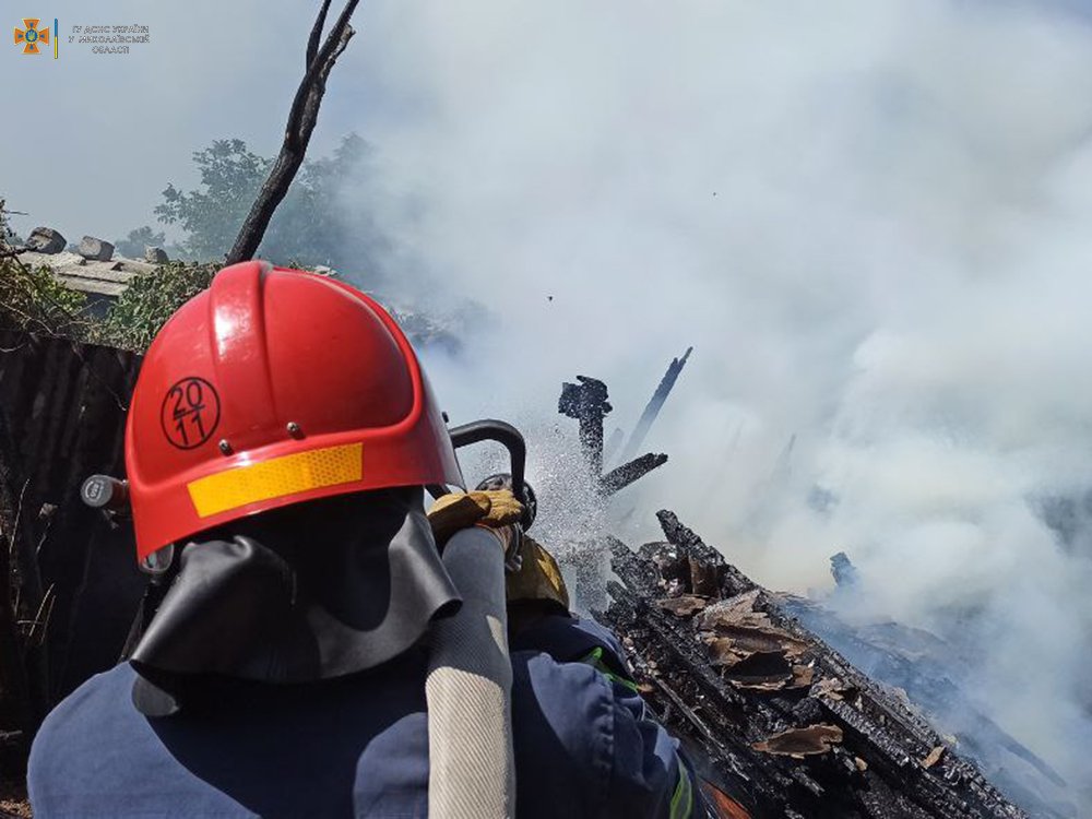 На Миколаївщині за добу з 18 пожеж дві виникли через обстріли (ФОТО) 13