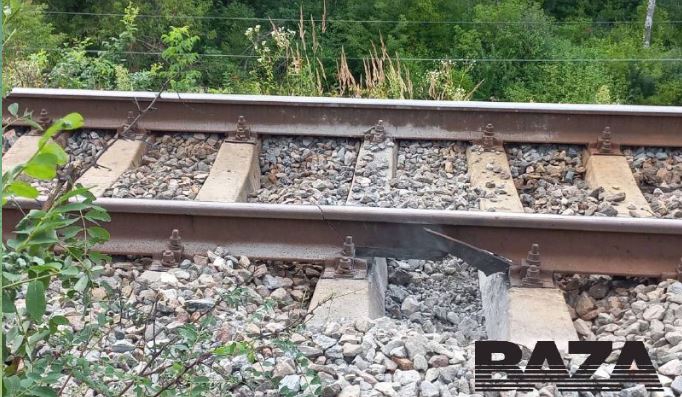 В Курській області невідомі намагались підірвати залізничну колію - пошкодили рейку 3