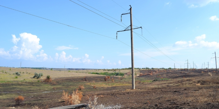 На Миколаївщині енергетики протягом одного світлового дня відновили стабільне електропостачання понад 25 тисячам споживачів (ФОТО)