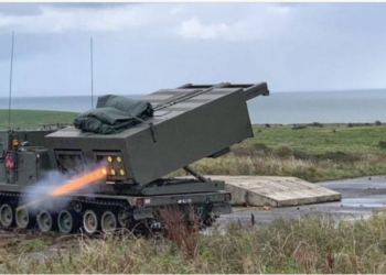 В Україну прибула нова партія РСЗВ M270 від Британії