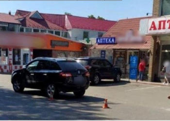 В Первомайську на переході загинула літня жінка – її збило Renault (ФОТО)