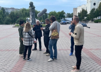 Світ прагне бачити й знати правду про війну в Україні: Україну відвідали відомі американські режисер та оператор (ФОТО)