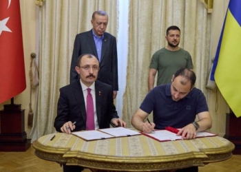 Україна і Туреччина підписали меморандум про відбудову після війни