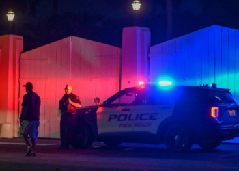 ФБР провело обшук в резиденції Трампа