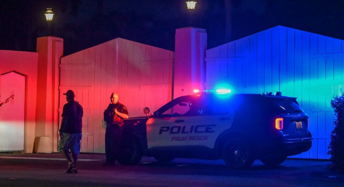 ФБР провело обшук в резиденції Трампа