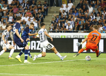 «Динамо» обіграло «Штурм» і продовжить виступ у Лізі чемпіонів