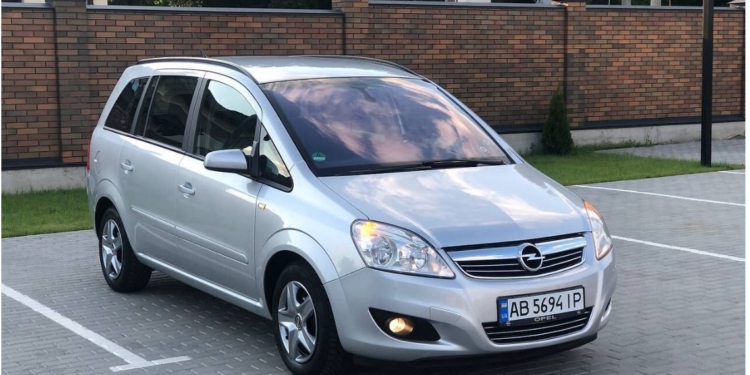 Топ-10 популярних моделей авто, що ввезли за час війни в Україну (ФОТО)