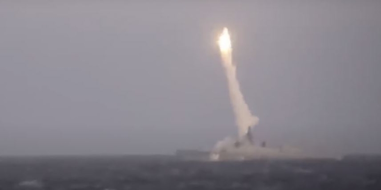 Путін погрожує новими ракетами “Циркон” – це страшна зброя чи черговий блеф? (ВІДЕО)