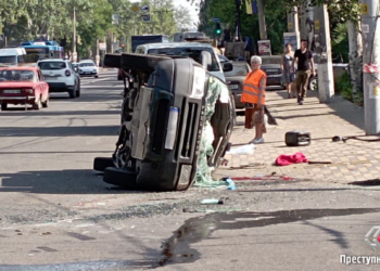 У центрі Миколаєва зіткнулася дві іномарки, загинув військовий