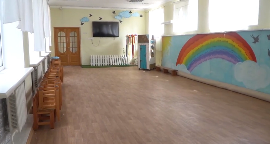В Україні працює 9,3 тис. дитячих садків, із них офлайн або змішаному форматі 5,7 тис. 1