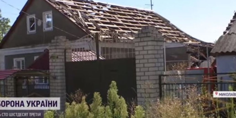 Як живуть люди, що відмовилися виїжджати з сіл Микколаївщини на лінії фронту (ВІДЕО)